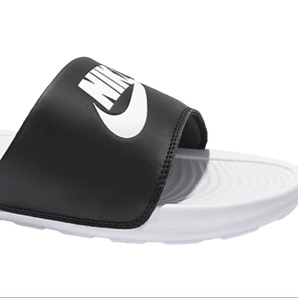 nike victori one slide mismatch